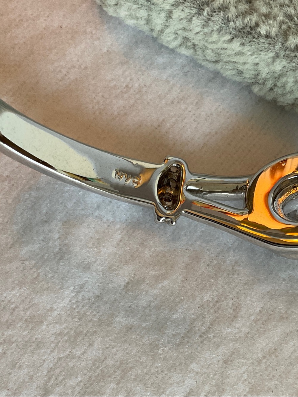 Avon Eternal Promise Cuff Bracelet - Picture 5 of 5